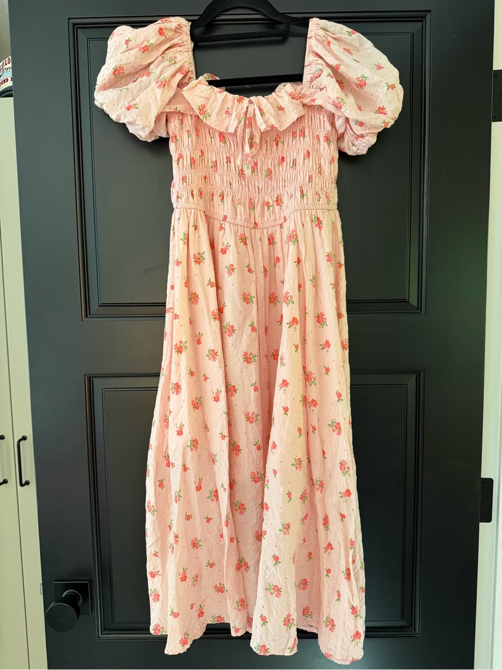Pink Floral Puff-Sleeve Maxi Dress
